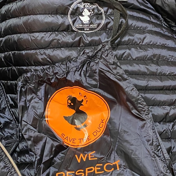 New Save the Duck practical and hooded jacket - Picture 12 of 14